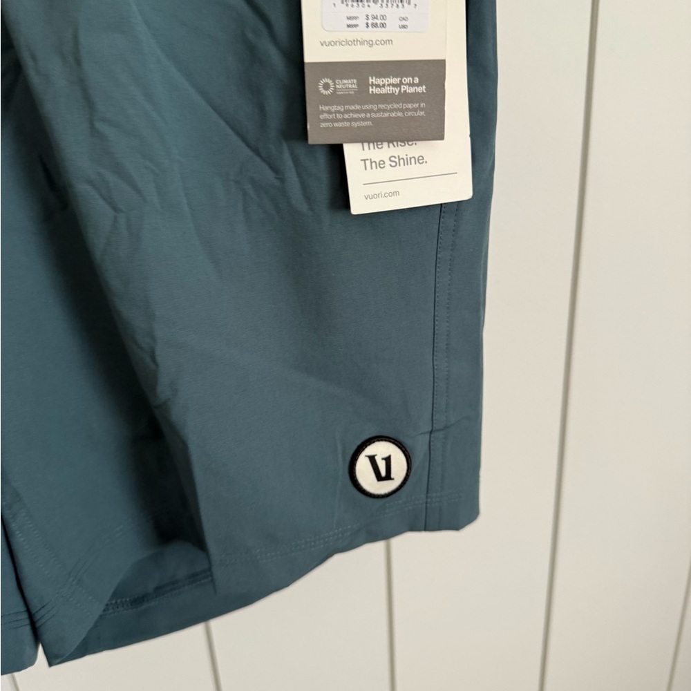 New Vuori Kore Lined Blue Athletic Shorts Medium - Picture 5 of 8